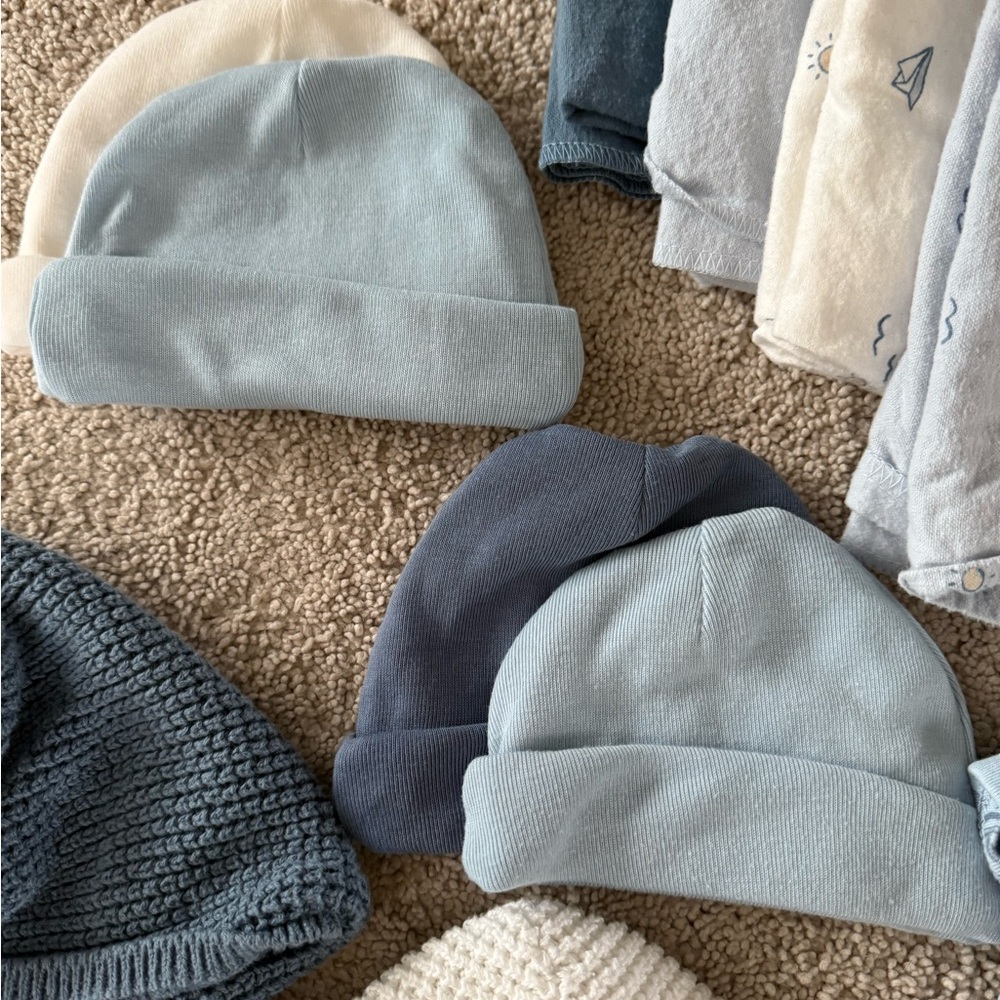 Carter’s Blue Layette Set - Picture 3 of 7
